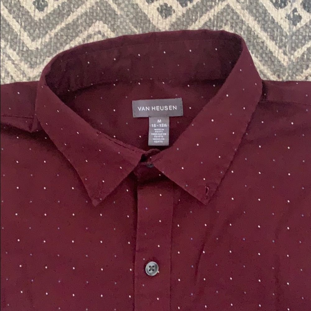 Button up - Picture 2 of 2